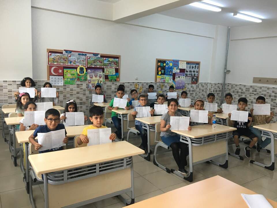 Öğrencilerin Karne Sevinci