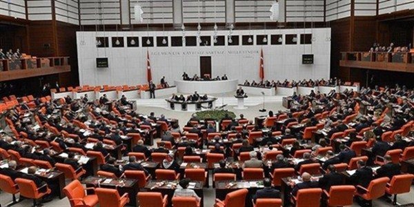 İttifak yasası meclisten geçti