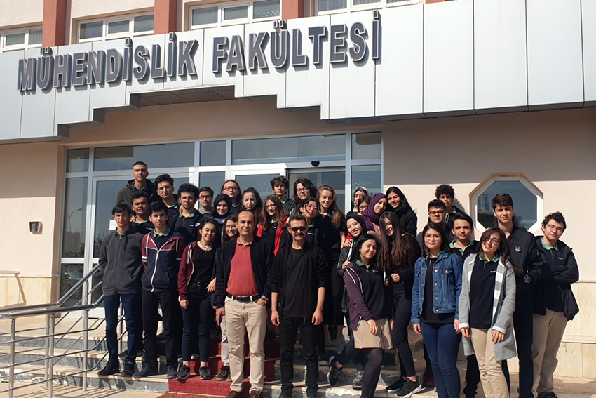ÖZEL KARAMAN BAŞARI LİSESİ ÖĞRENCİLERİNDEN KMÜ'YE ZİYARET