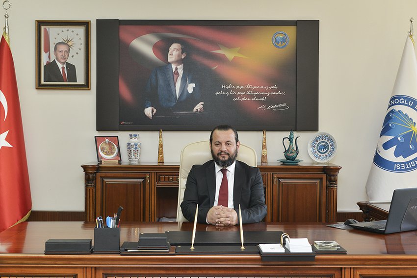 Rektör Akgül: İstiklal marşımız istiklal mücadelemizin simgesi, bağımsızlığımızın sembolüdür