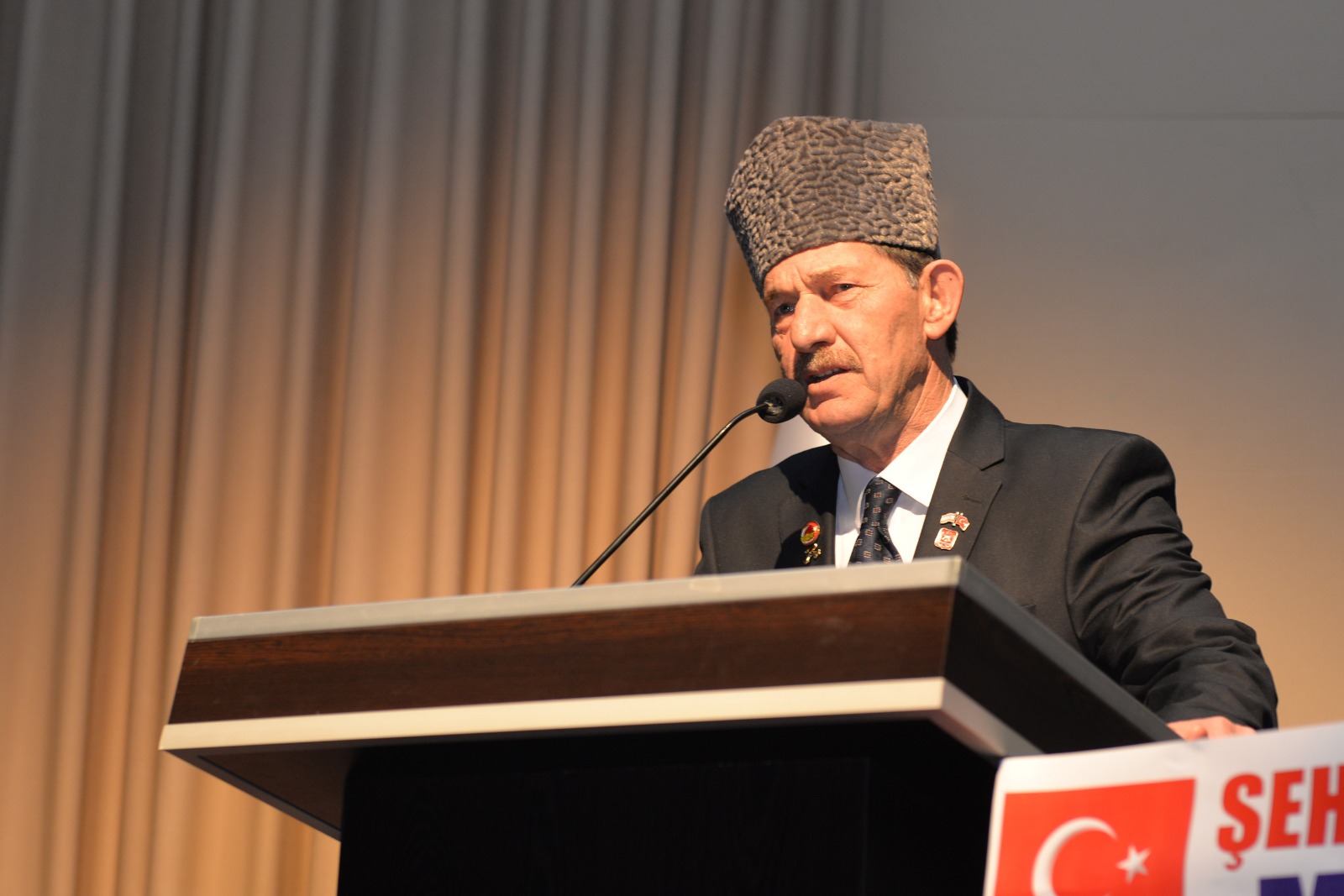 Behiç Baş, Türk insanı söz konusu vatanı olunca ölümüne mücadele eden tek millettir.