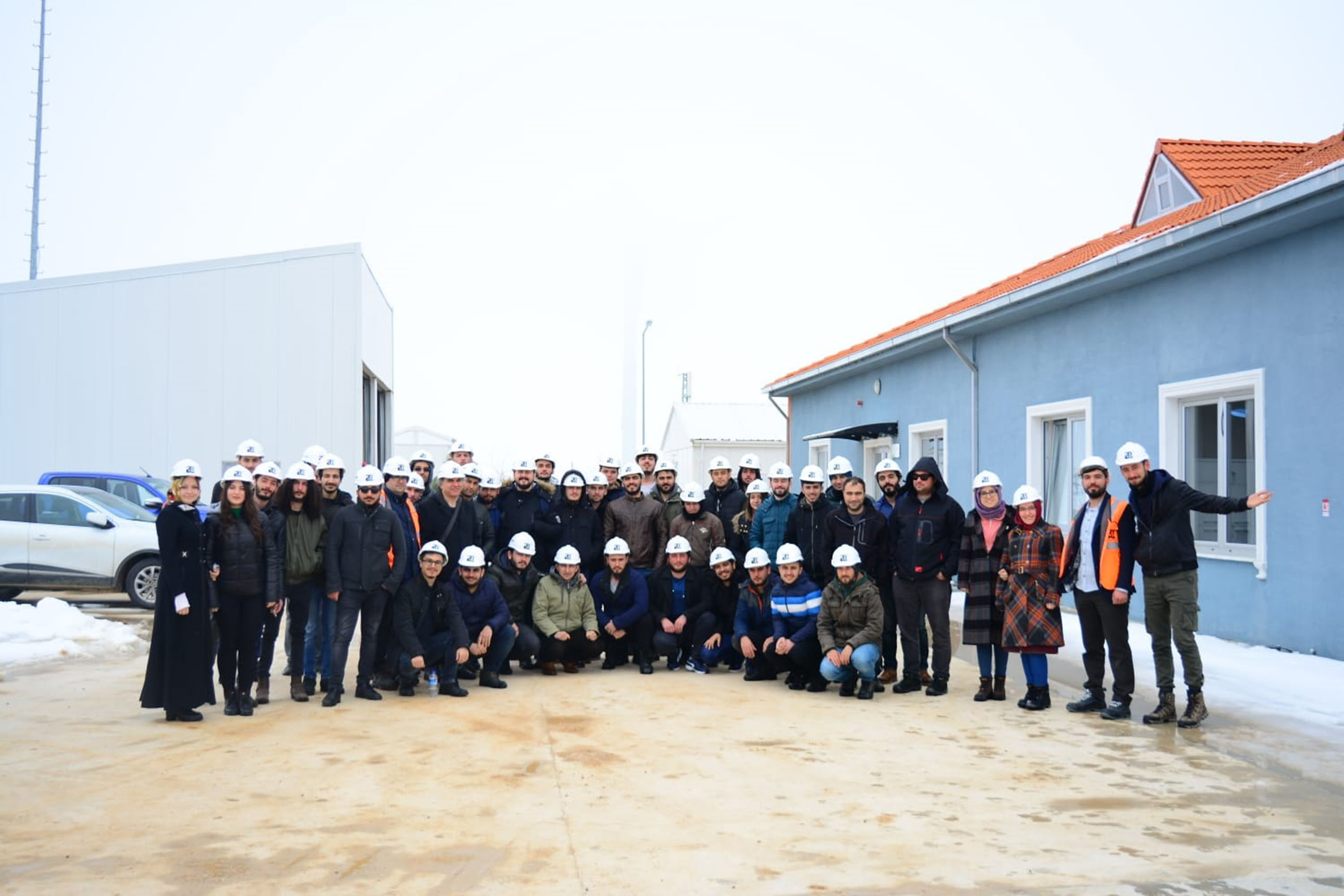GENÇ MÜHENDİS ADAYLARINDAN RÜZGAR ELEKTRİK SANTRALİNE TEKNİK GEZİ