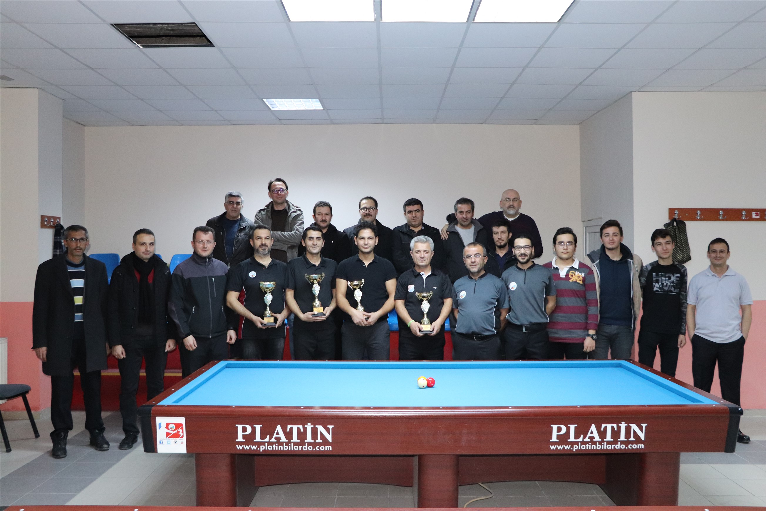 3 BANT BİLARDO İL BİRİNCİLİĞİNİ İSMAİL YASİN KAZANDI