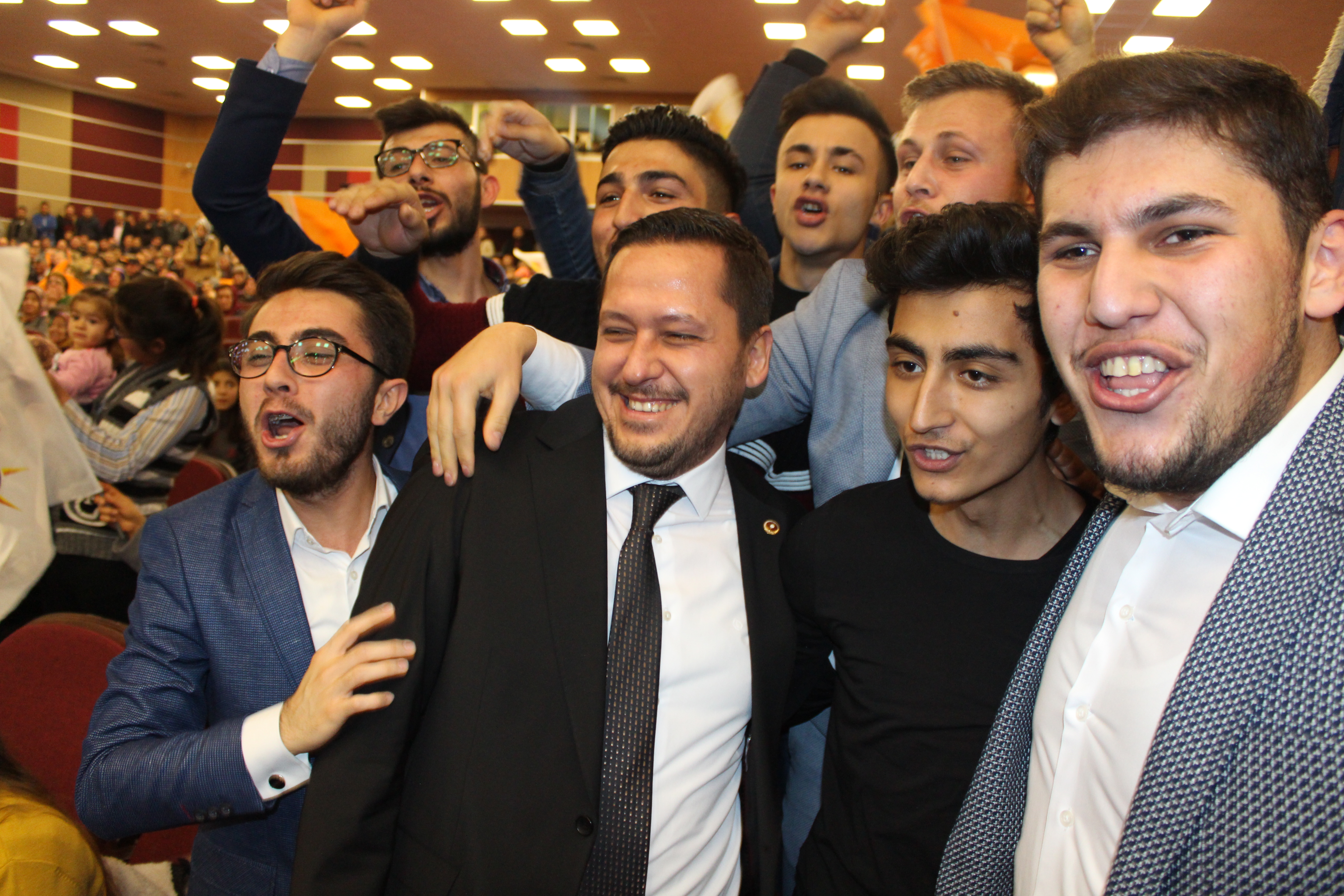 Eser: "Milletin Evladı, Gençlerin Abisi; Karaman'ın Vekili Olmaya Devam Edeceğim"