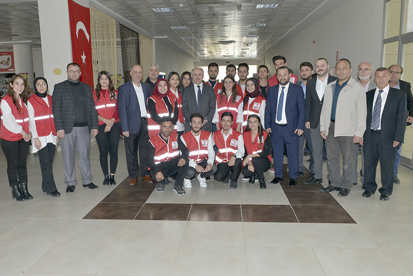 Kızılay'ın Kan Bağışı Kampanyasına Yoğun İlgi