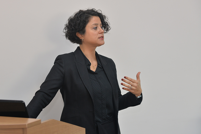 DUYGU PAÇALI'DAN KMÜ'DE EĞİTİM SEMİNERİ