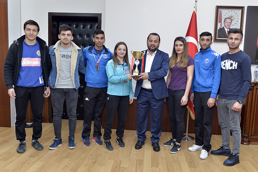 KMÜ Muay Thai Takımı Türkiye ikincisi oldu