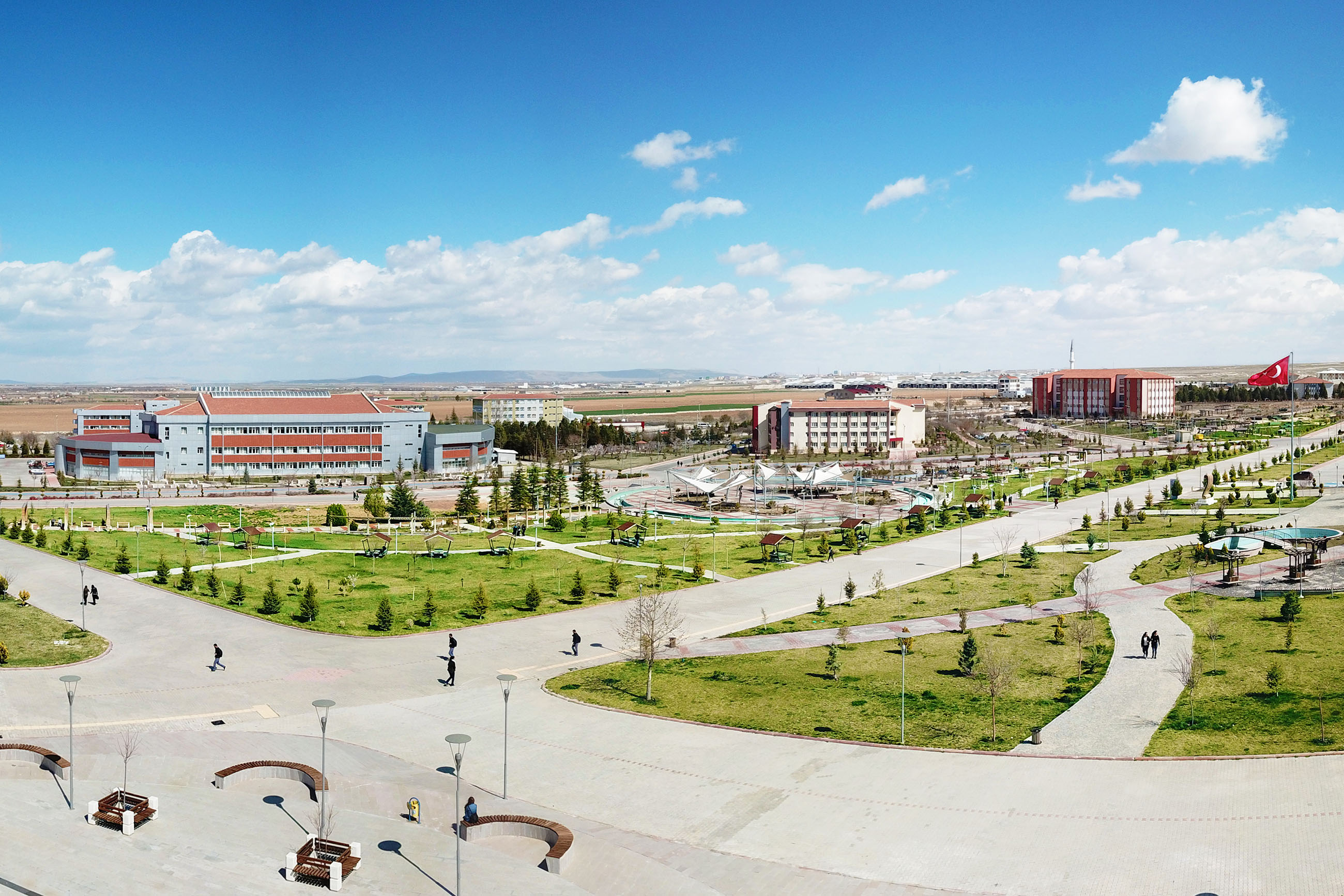 Karamanoğlu Mehmetbey Üniversitesi Büyümeye Devam Ediyor