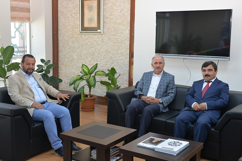 VALİ MERAL'DEN KARAMANOĞLU MEHMETBEY ÜNİVERSİTESİNE ZİYARET
