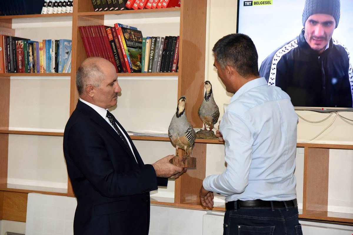 Vali Meral Avcılar ve Atıcılar Kulübünü Ziyaret Etti