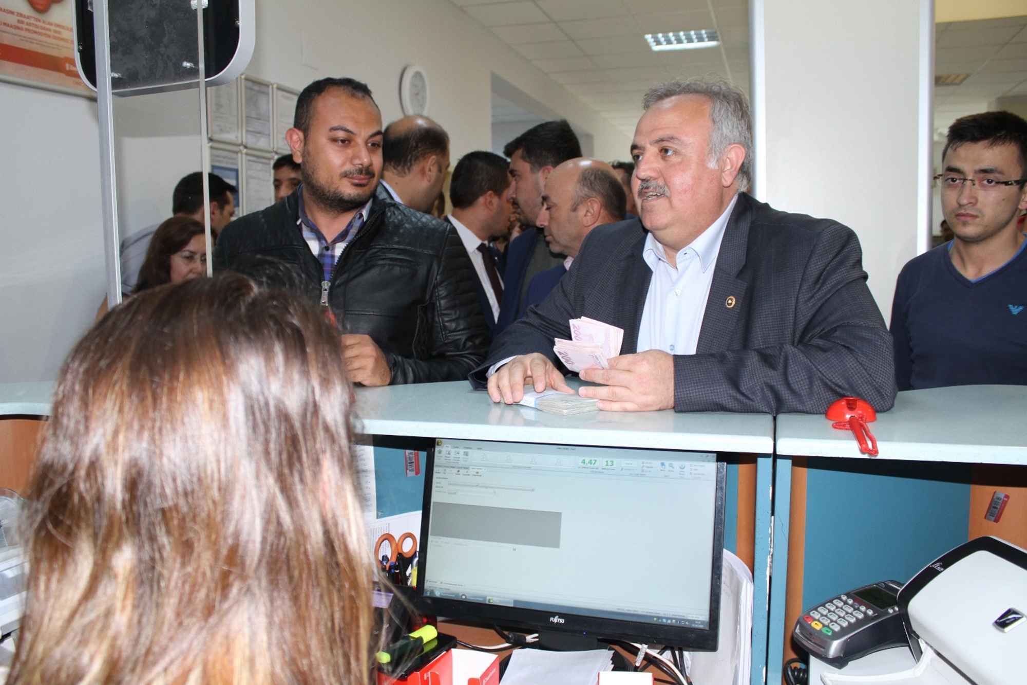 Karaman'da Erdoğan'a bağış yarışı