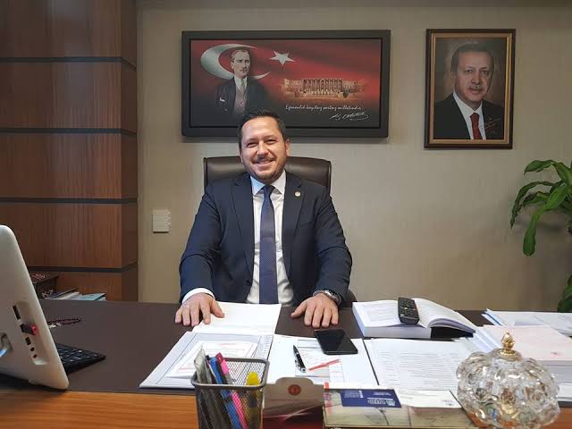 Vekil Eser' den Cumhuriyet Bayramı Masajı