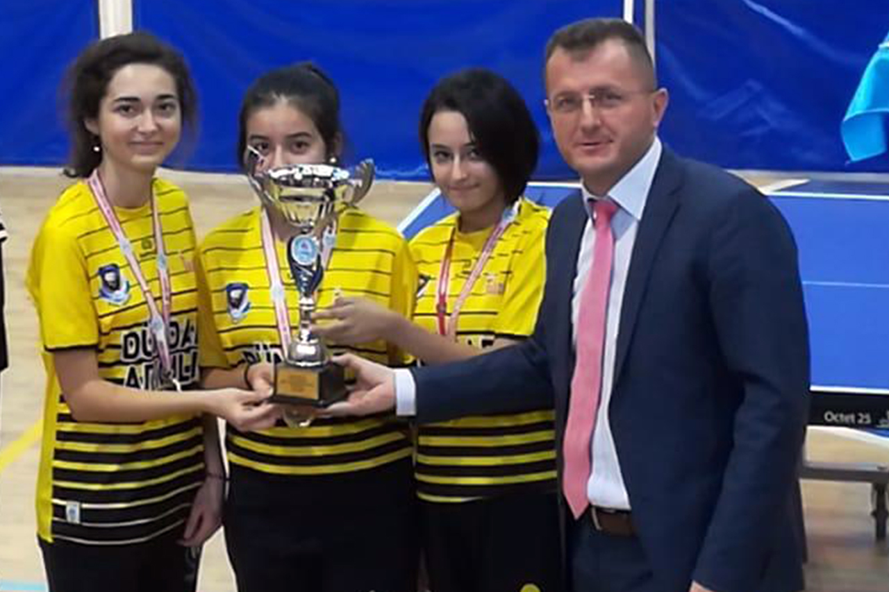 MASA TENİSİNDE KUPALAR SAHİPLERİNİ BULDU