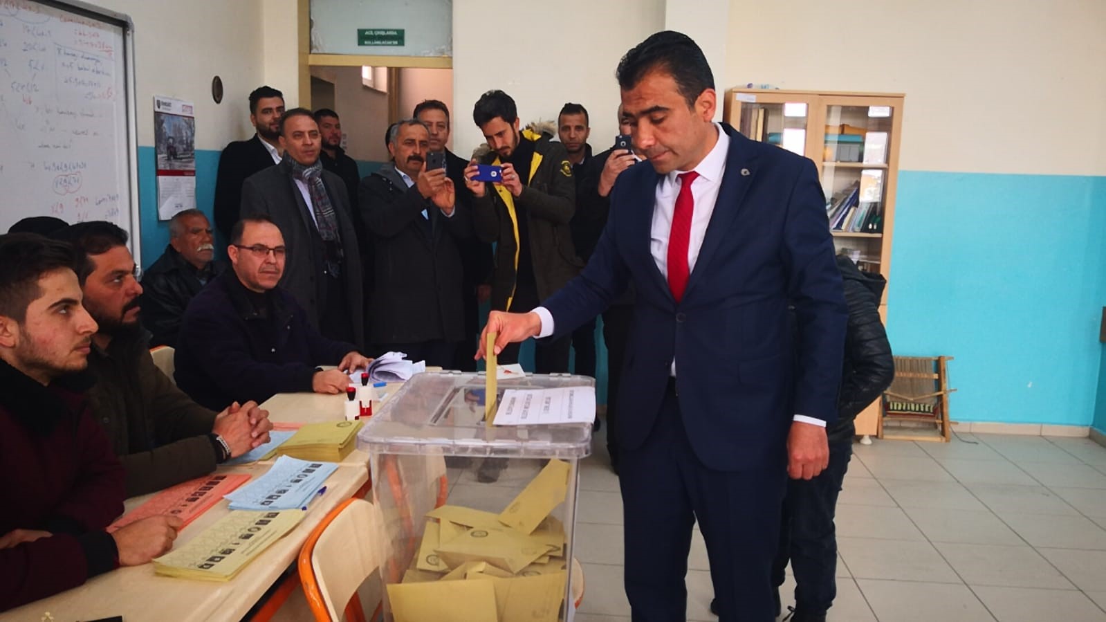 MHP BELEDİYE BAŞKAN ADAYI KALAYCI OYUNU KULLANDI