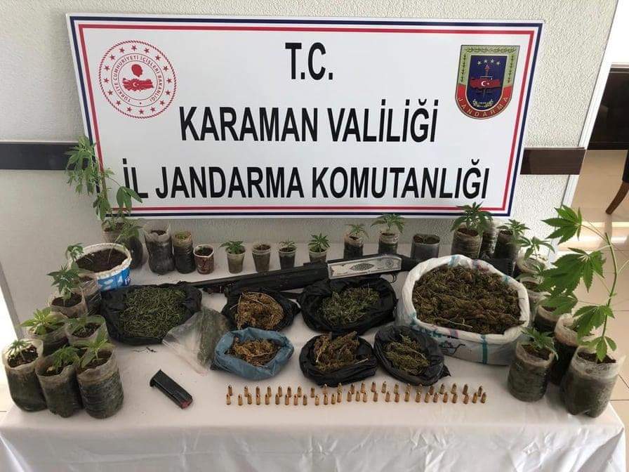 Karaman'da jandarmadan uyuşturucu operasyonu