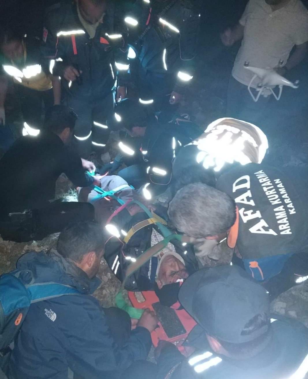 AFAD, kayıp yaşlı adamı dağlık arazide buldu