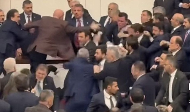 Meclis'in İtibarı ve Siyasetin Sorumluluğu