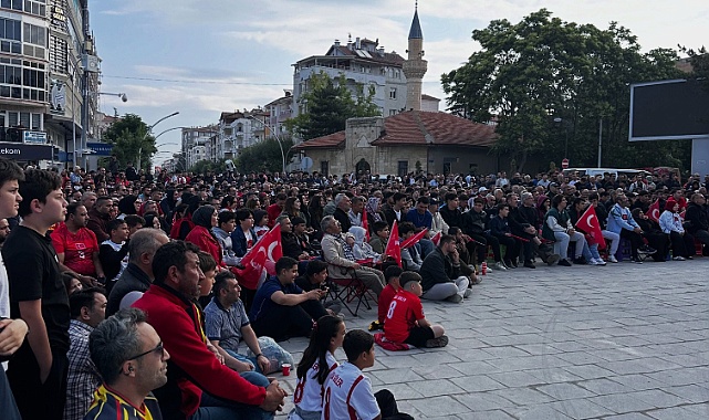 Bir Şehir İstenirse Bir Araya Getirilir